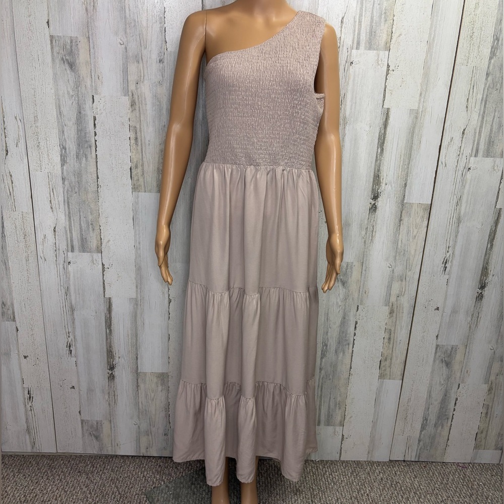 BTFBM Tan One-Shoulder Smocked‎ Tiered Midi Dress